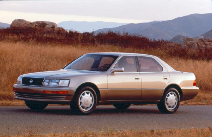  Lexus LS400 1990 года  (фото 2 из 8)